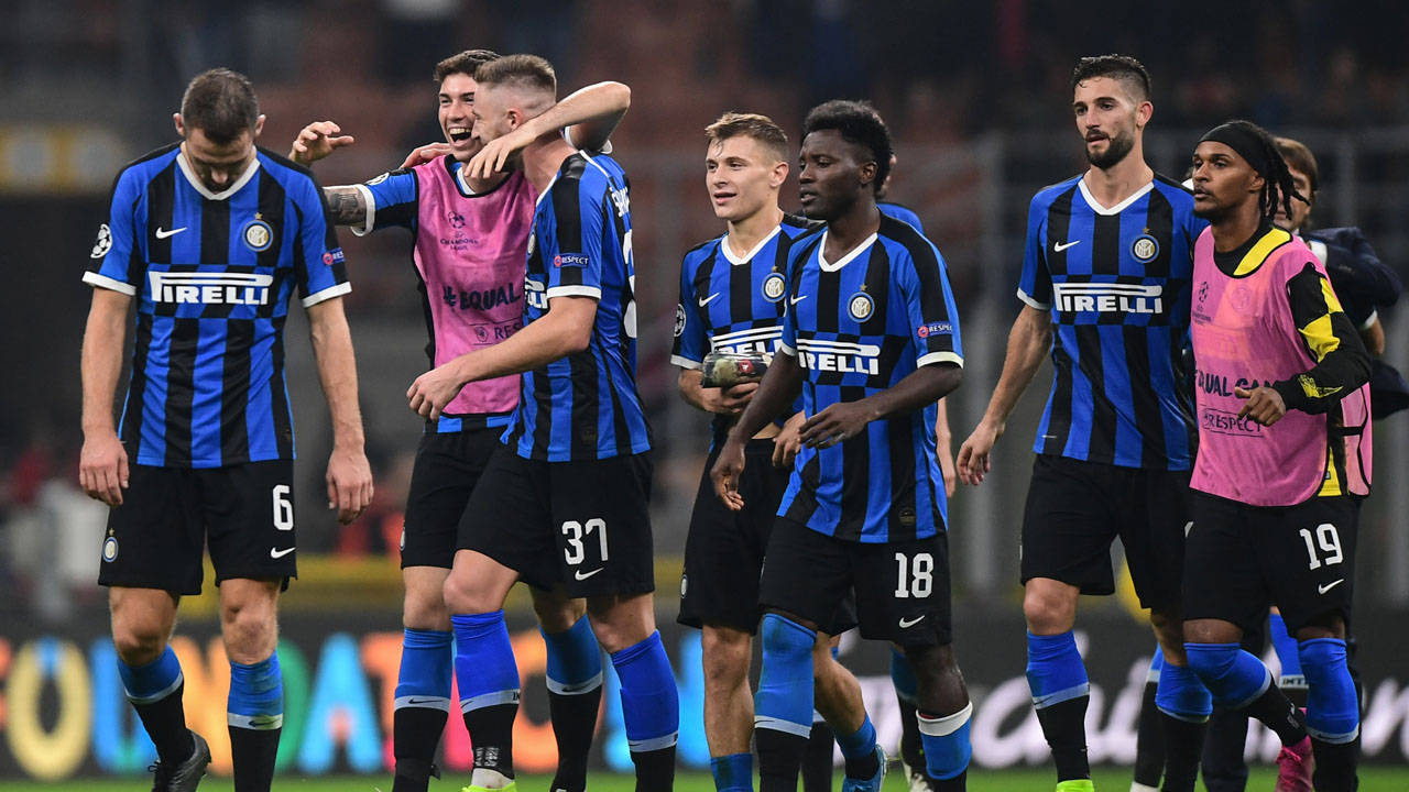 赛地聚焦——欧超杯关键时刻热度飙升；那不勒斯防线松动；压力陡增；阵容厚度经受考验