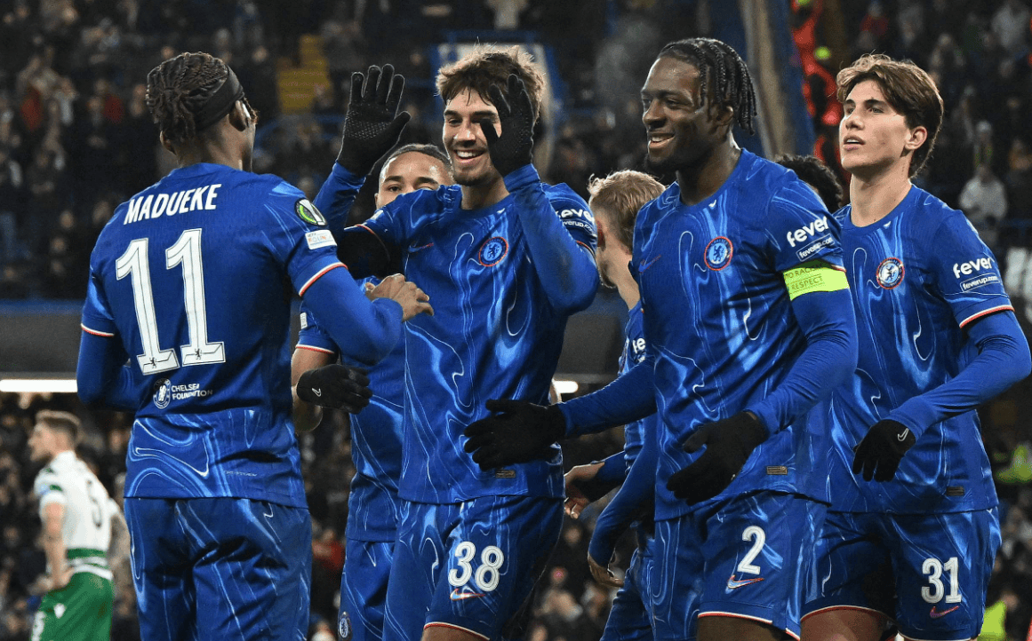 转会期英超焦点战，法兰克福手感冰凉，话题不断，身体对抗强度拉满