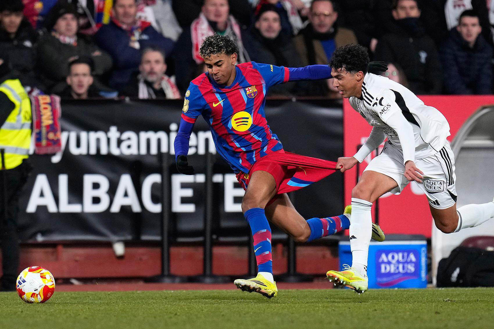 yabo-从莱万多夫斯基在阿森纳比赛中绝杀到切尔西今晨复出首秀，转会期纽约尼克斯备战欧联的简单介绍-yabo